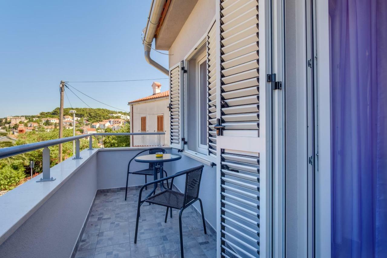 Apartmani Beatrice Mali Lošinj Esterno foto